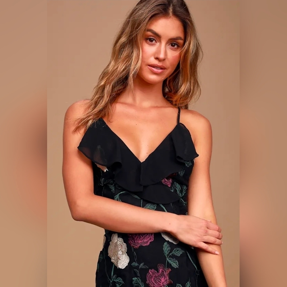 Lulu's True to Heart Black Floral Embroidered Maxi Dress Size S Mermaid Ruffled - Picture 4 of 12
